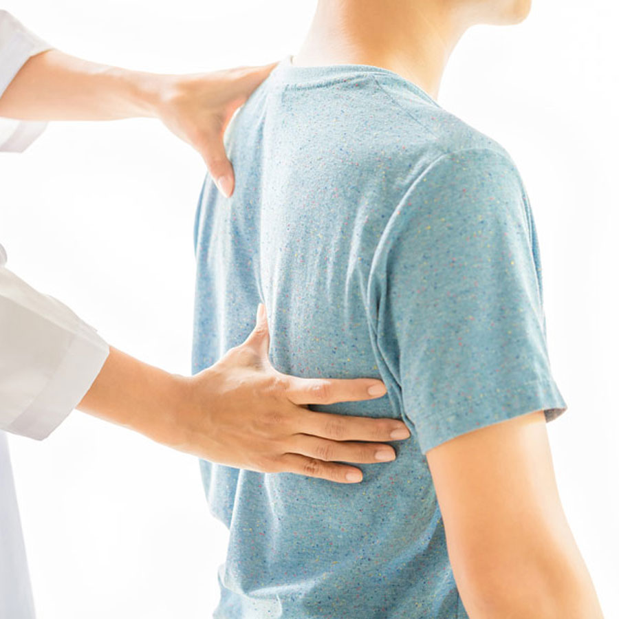 close-up-physiotherapist-working-with-patient-clinic-0829