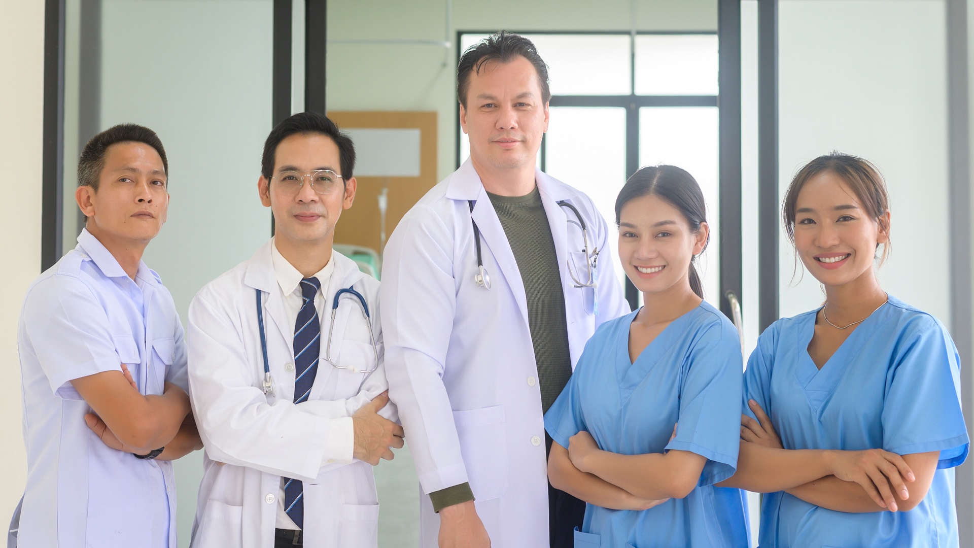 asian-professional-confidence-medic-team-are-walking-hospital-health-care-concept